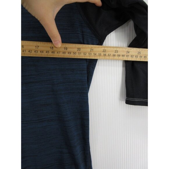 New York Yankees Shirt Large Nike Genuine Merchandise Center Swoosh Tee - Picture 7 of 13